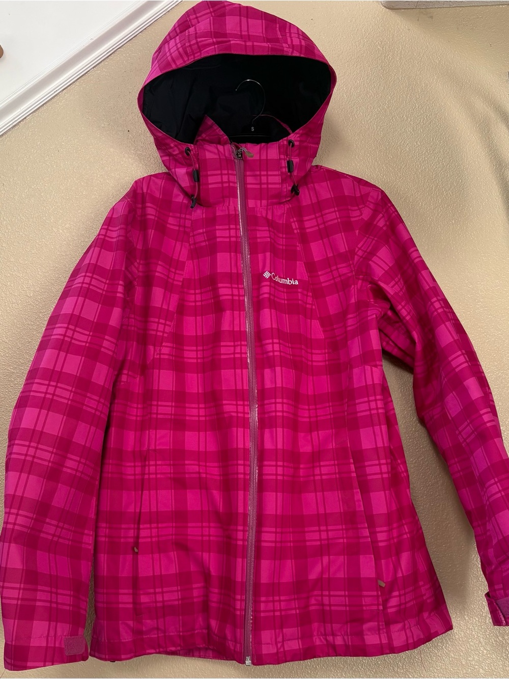 Columbia Women’s Hot Pink Plaid Hooded Ski Jacket
